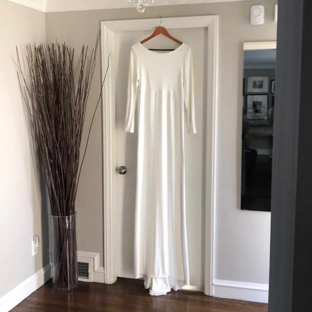 Maternity white mermaid gown